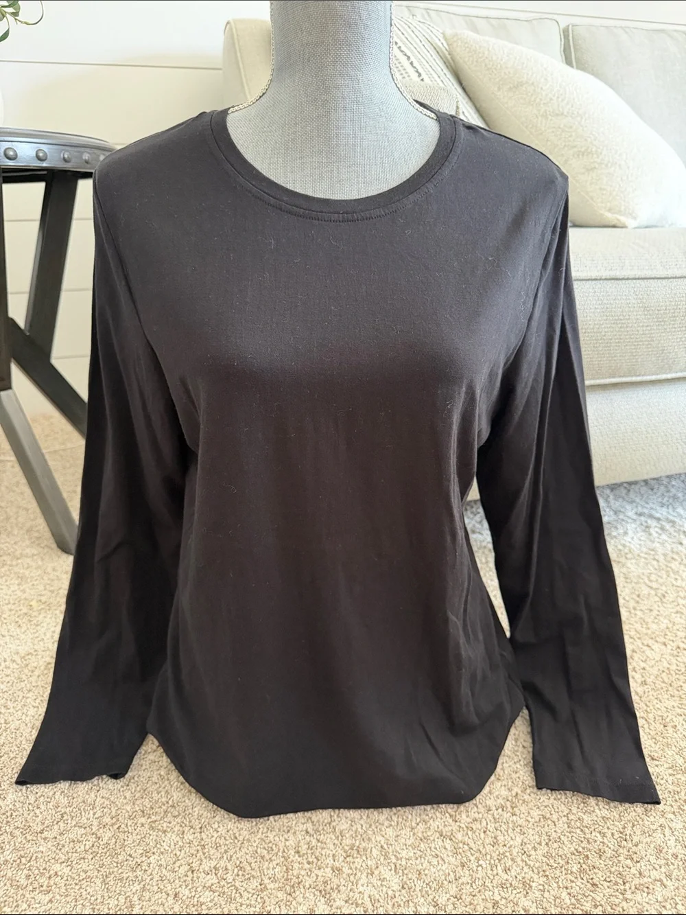 ATHLETA Classic Black Long-Sleeve Crewneck Top